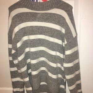 Forever 21 Sweater